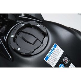 Support pour sacoche de réservoir SW Motech EVO pour Kawasaki Z650 16-20 y Ninja 650 16-20