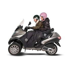 Manta térmica pasajero Tucano Urbano Tersmocud para moto y maxi scooter